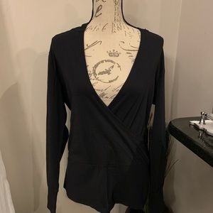 Black Yoga Cover Up Top Size Medium